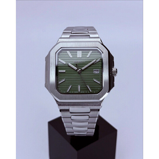 Custom Seiko Mod • Green Cubitus • 44mm